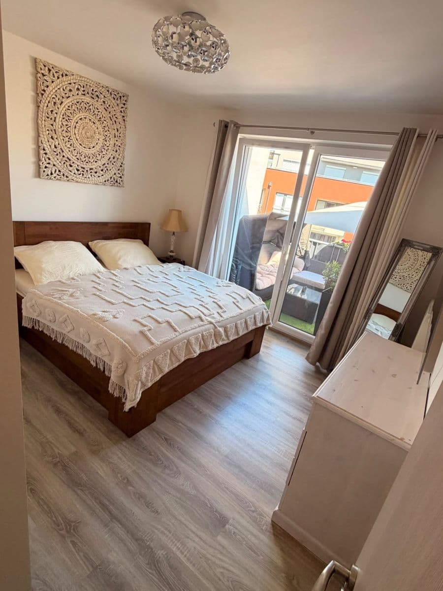 Prenájom bytu 4-izbový 105 m², Edvarda Beneše, Olomouc, Olomoucký kraj Prenájom bytu 4-izbový 105 m², Edvarda Beneše, Olomouc, Olomoucký kraj