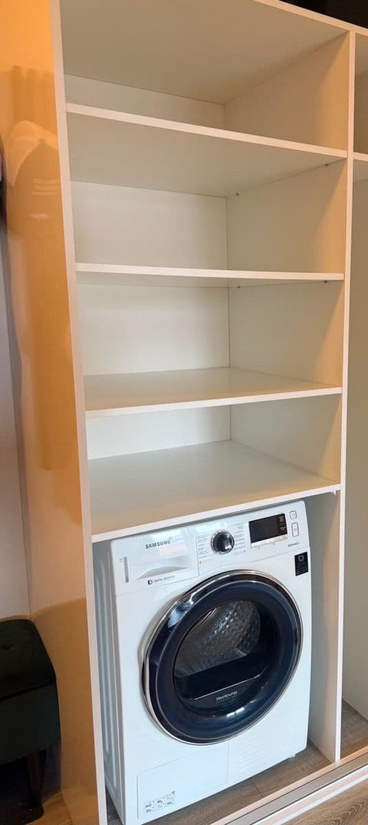 Prenájom bytu 4-izbový 105 m², Edvarda Beneše, Olomouc, Olomoucký kraj Prenájom bytu 4-izbový 105 m², Edvarda Beneše, Olomouc, Olomoucký kraj