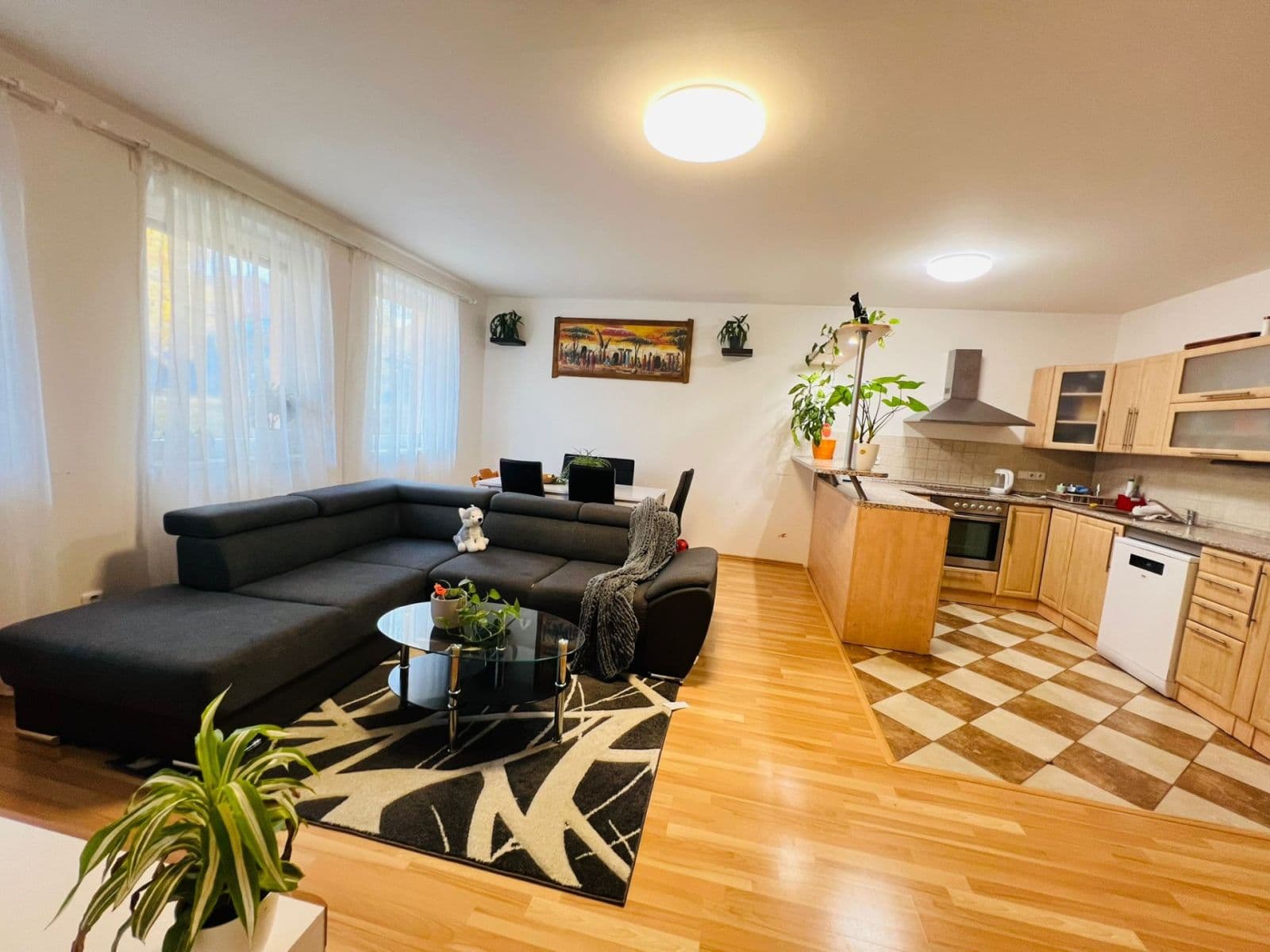 Predaj bytu 4-izbový 92 m², Kaštanová, Milovice, Středočeský kraj Predaj bytu 4-izbový 92 m², Kaštanová, Milovice, Středočeský kraj