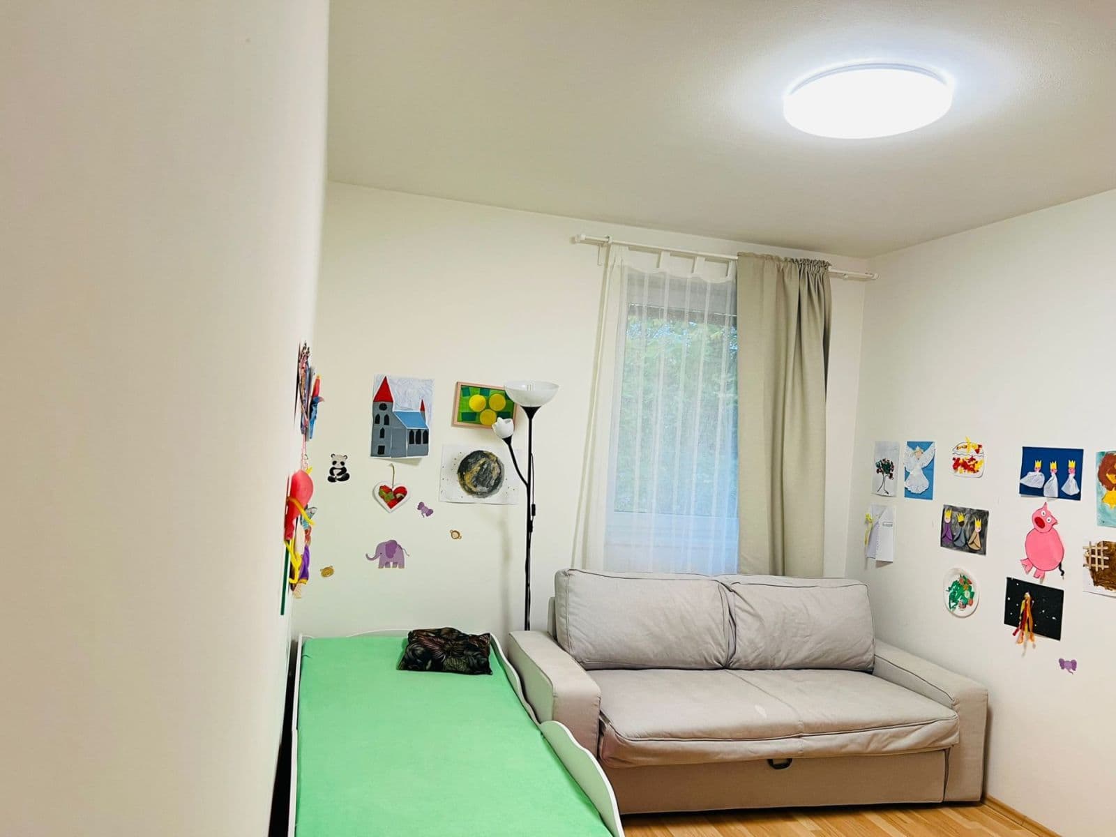 Predaj bytu 4-izbový 92 m², Kaštanová, Milovice, Středočeský kraj Predaj bytu 4-izbový 92 m², Kaštanová, Milovice, Středočeský kraj