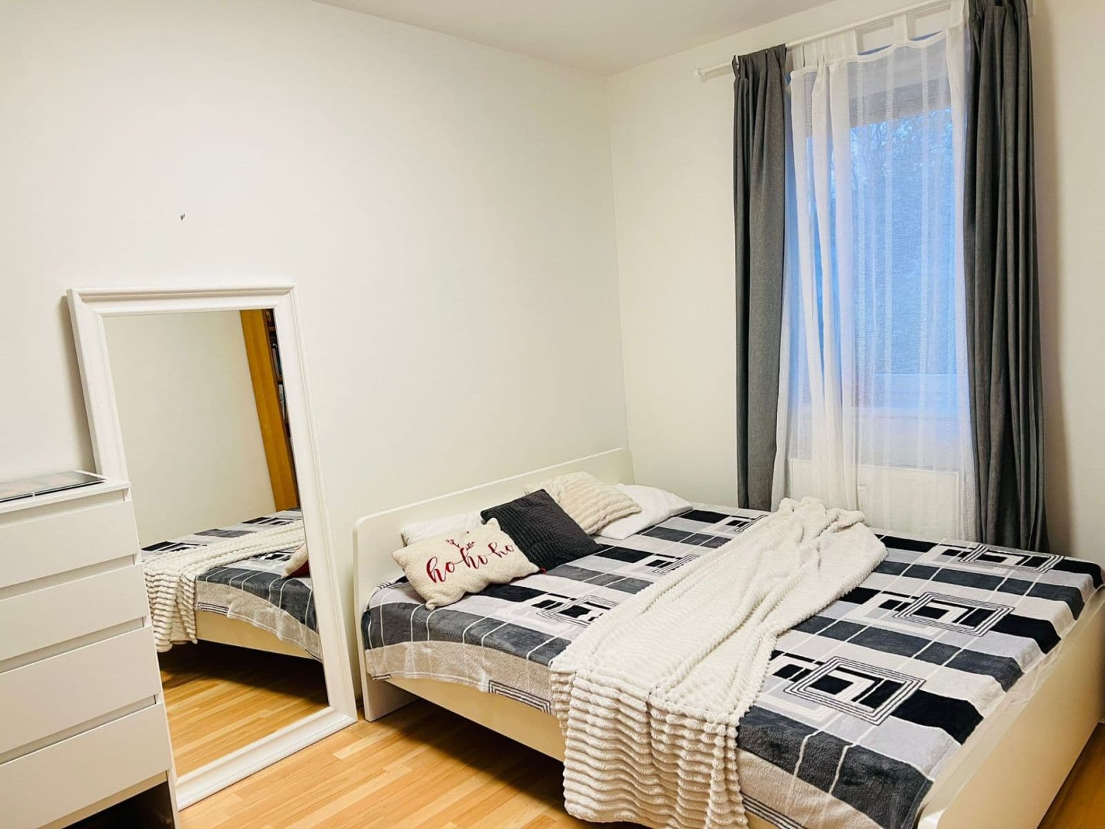 Predaj bytu 4-izbový 92 m², Kaštanová, Milovice, Středočeský kraj Predaj bytu 4-izbový 92 m², Kaštanová, Milovice, Středočeský kraj