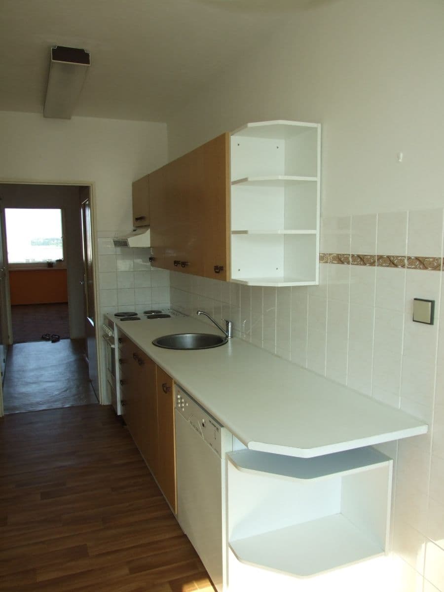 Prenájom bytu 3-izbový 71 m², Breitcetlova, Praha, Praha Prenájom bytu 3-izbový 71 m², Breitcetlova, Praha, Praha