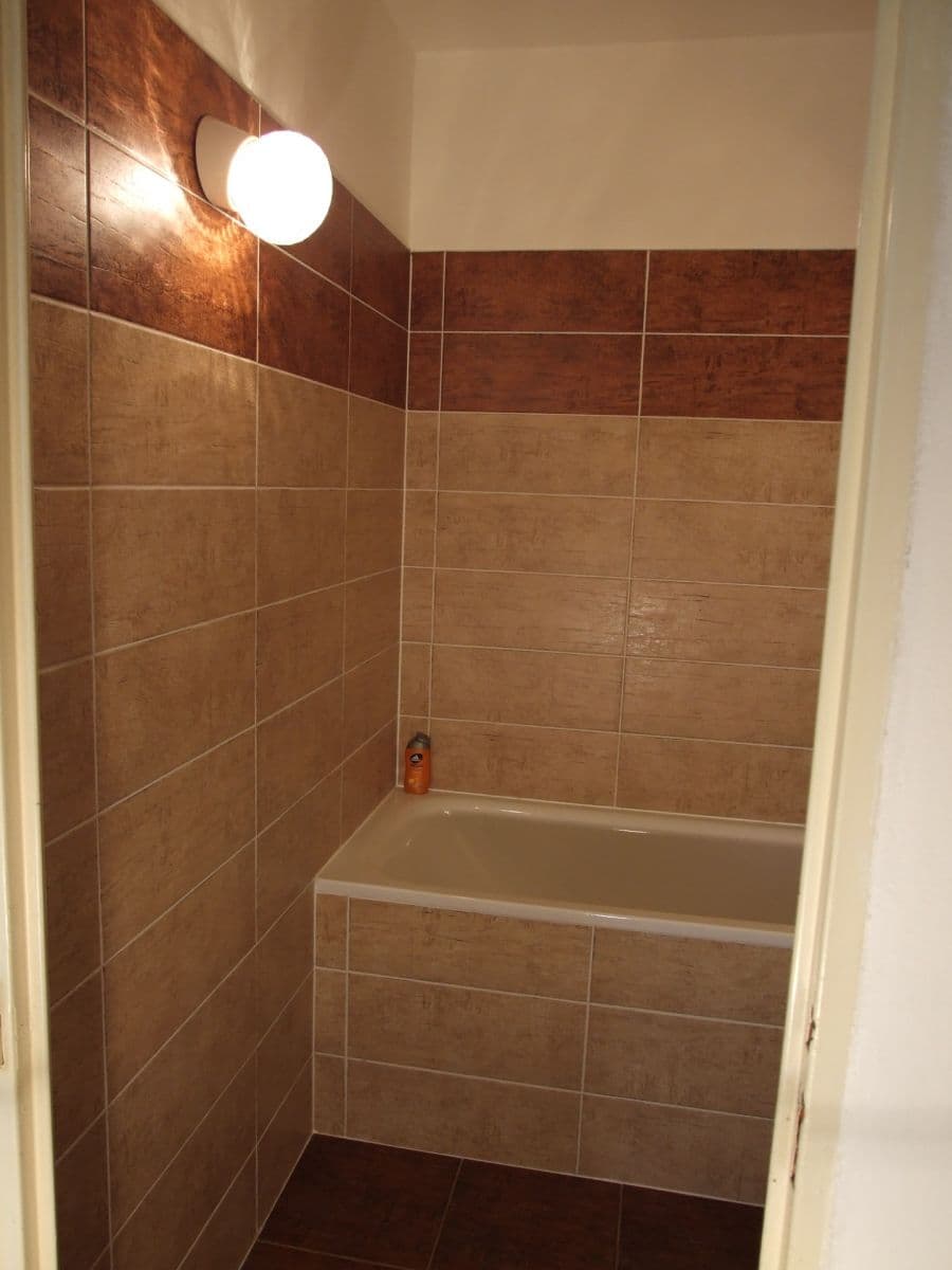 Prenájom bytu 3-izbový 71 m², Breitcetlova, Praha, Praha Prenájom bytu 3-izbový 71 m², Breitcetlova, Praha, Praha