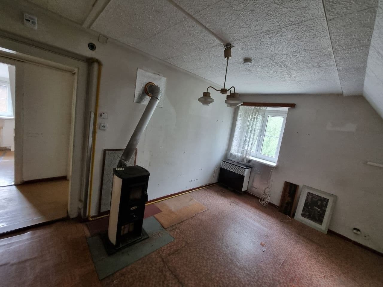 Predaj bytu 3-izbový 70 m², Severní, Karlovy Vary, Karlovarský kraj Predaj bytu 3-izbový 70 m², Severní, Karlovy Vary, Karlovarský kraj