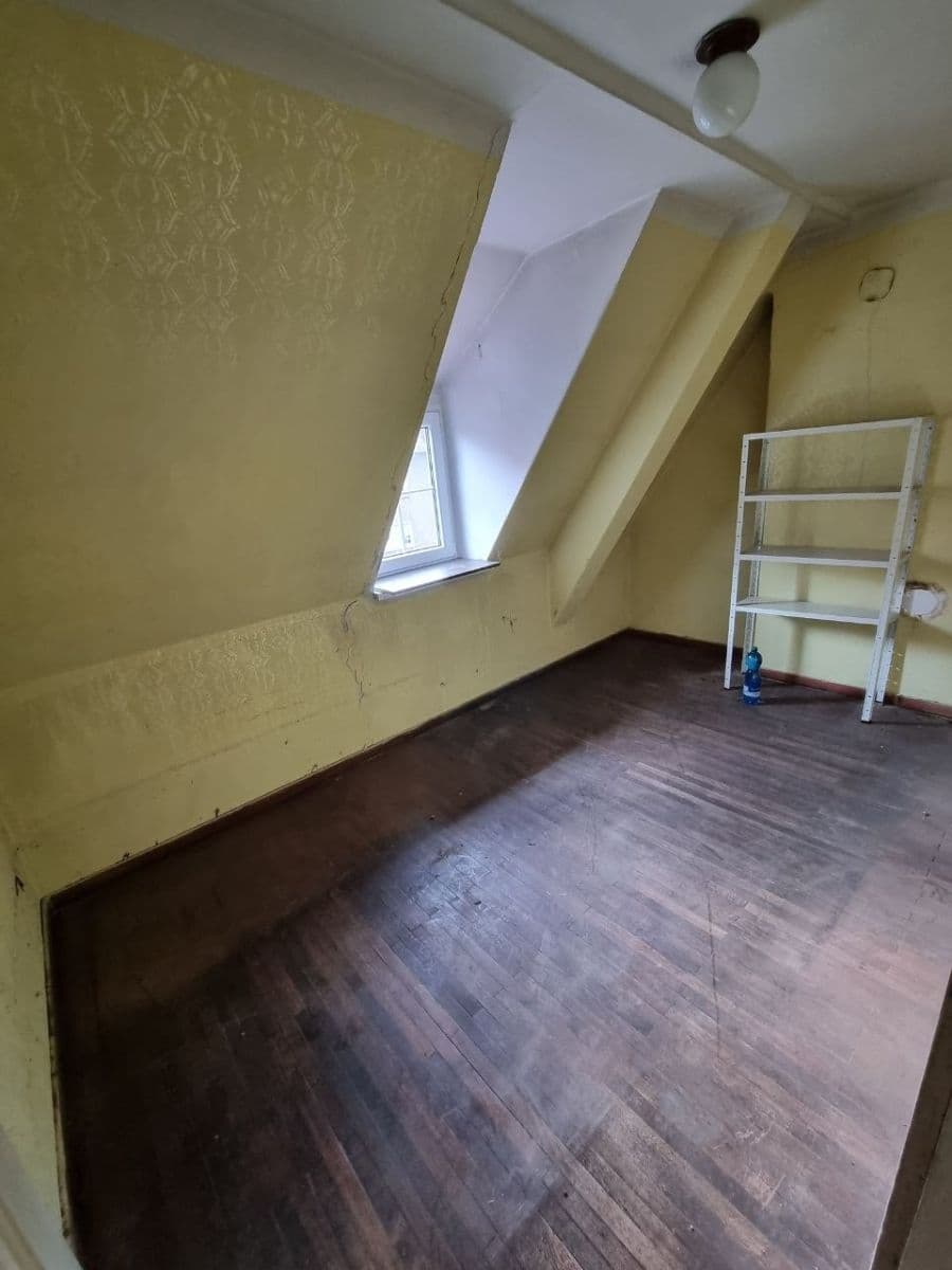 Predaj bytu 3-izbový 70 m², Severní, Karlovy Vary, Karlovarský kraj Predaj bytu 3-izbový 70 m², Severní, Karlovy Vary, Karlovarský kraj