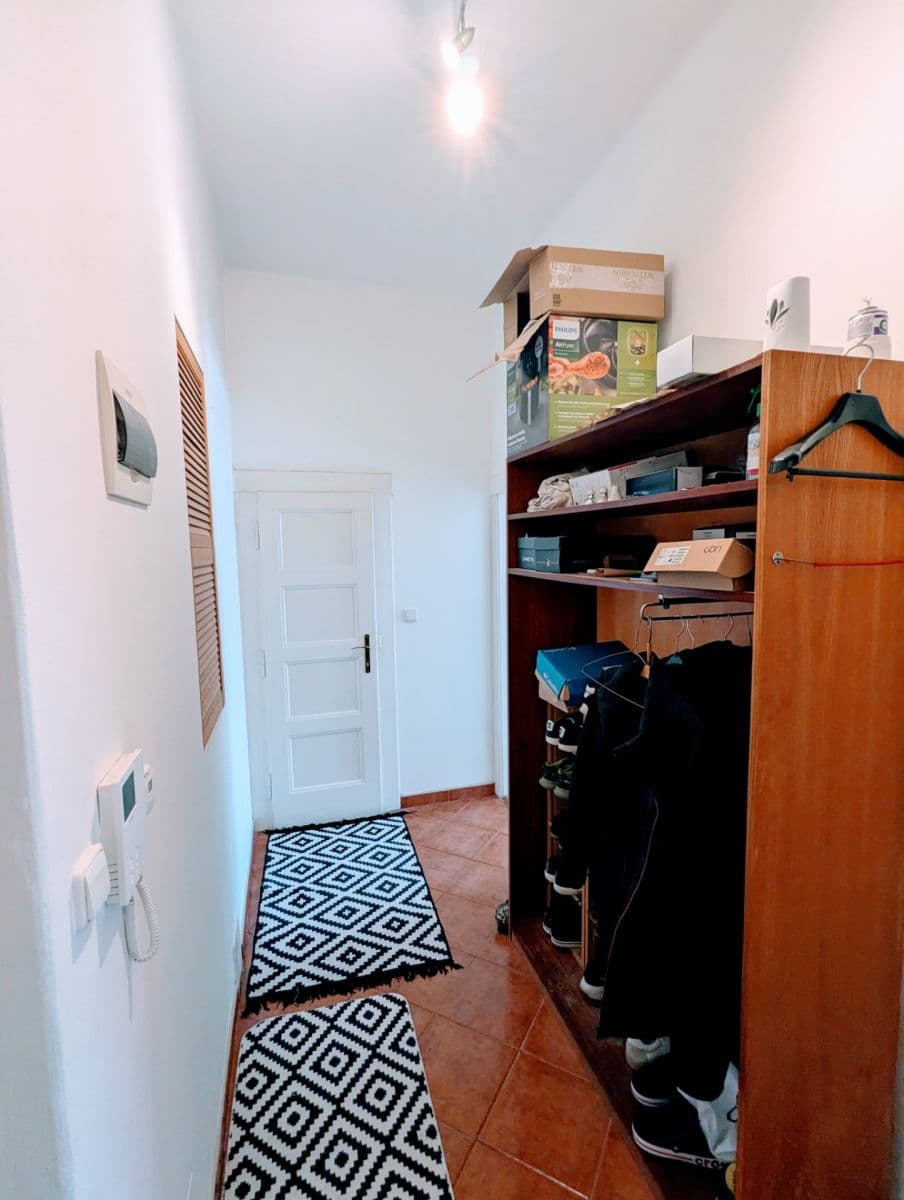 Predaj bytu 1-izbový 45 m², Jičínská, Praha, Praha Predaj bytu 1-izbový 45 m², Jičínská, Praha, Praha