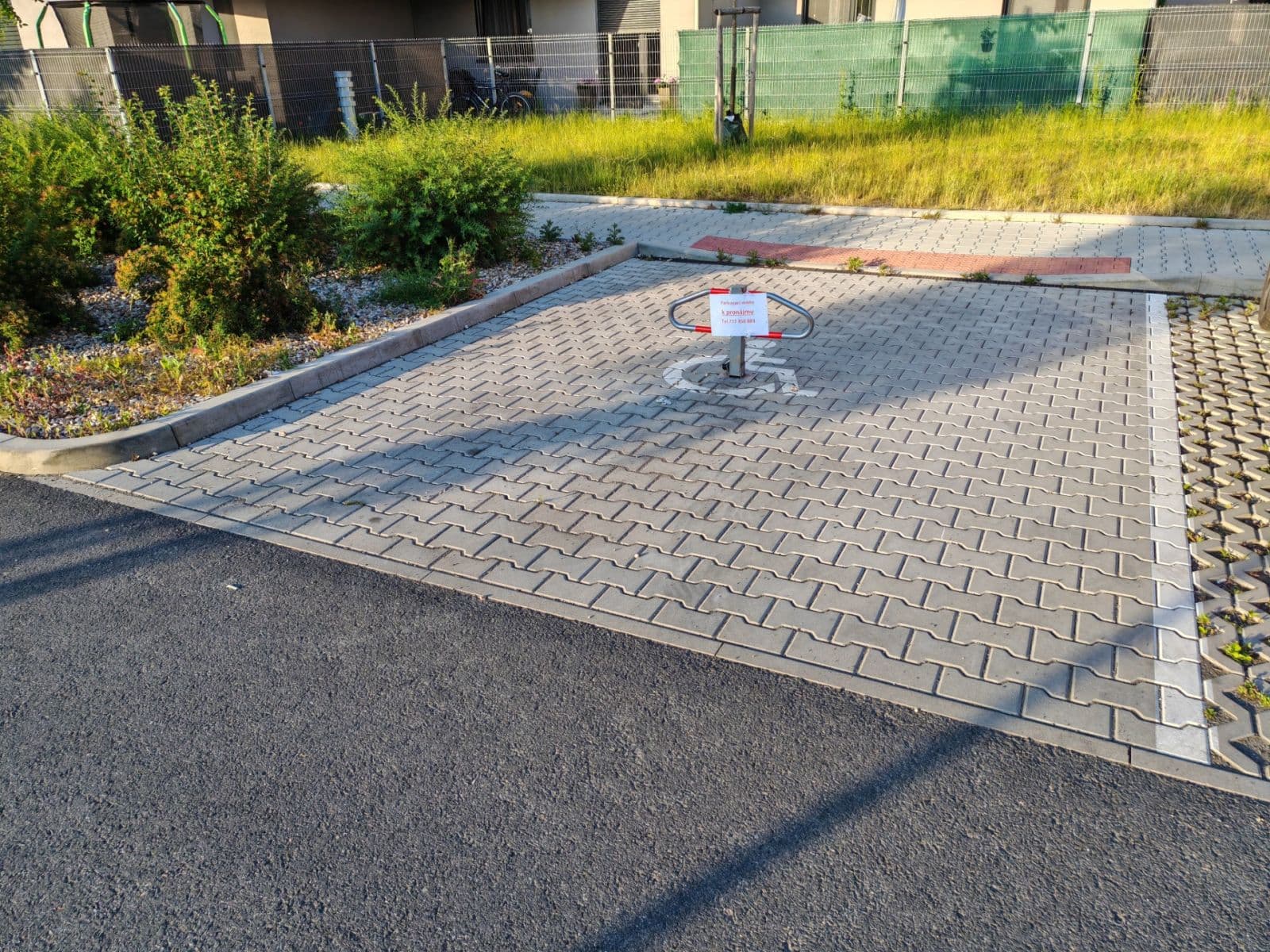 Prenájom garáže 19 m², Brandýs nad Labem-Stará Boleslav, Středočeský kraj Prenájom garáže 19 m², Brandýs nad Labem-Stará Boleslav, Středočeský kraj