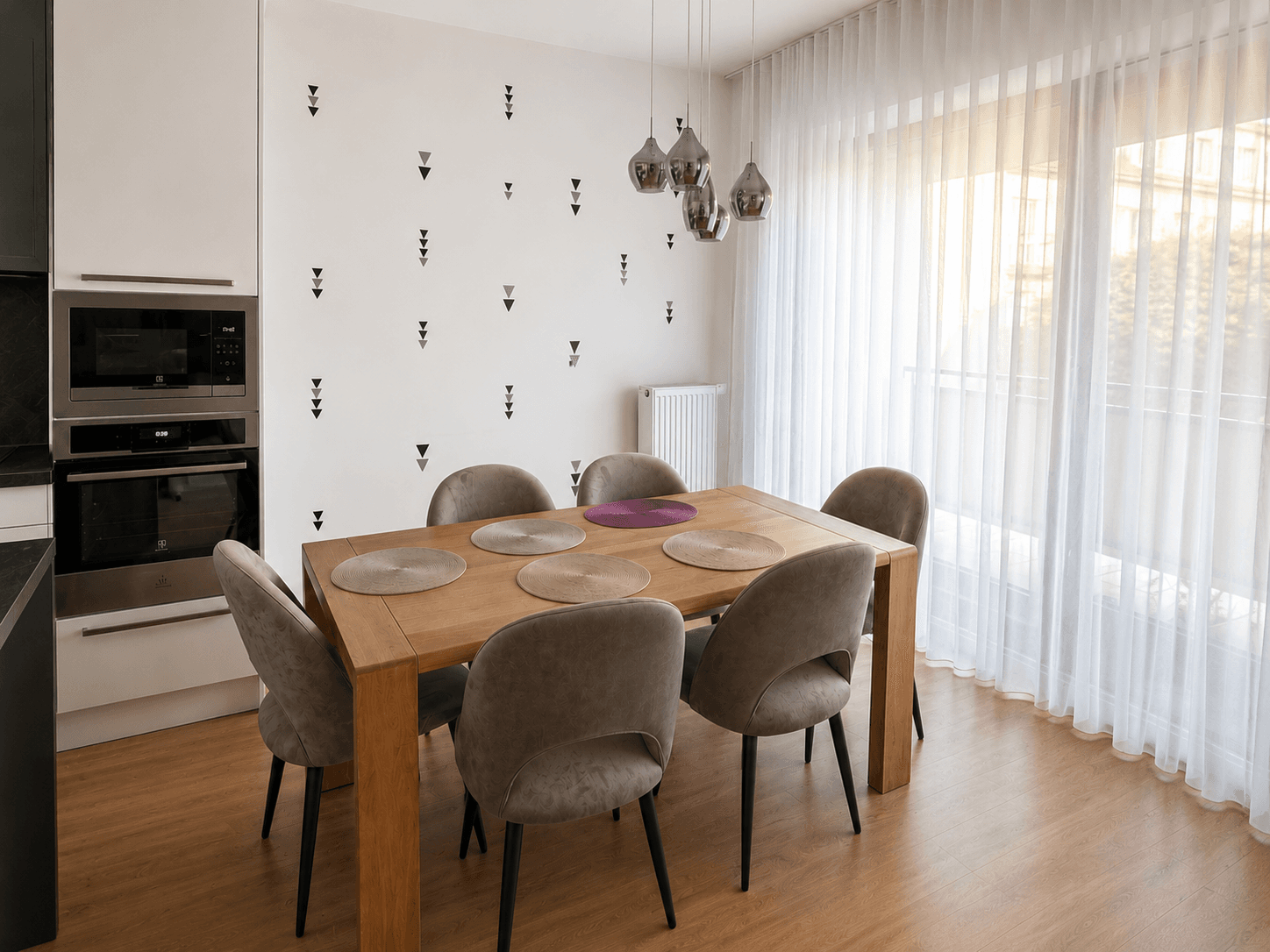Prenájom bytu 3-izbový 74 m², Luštěnická, Praha, Praha Prenájom bytu 3-izbový 74 m², Luštěnická, Praha, Praha