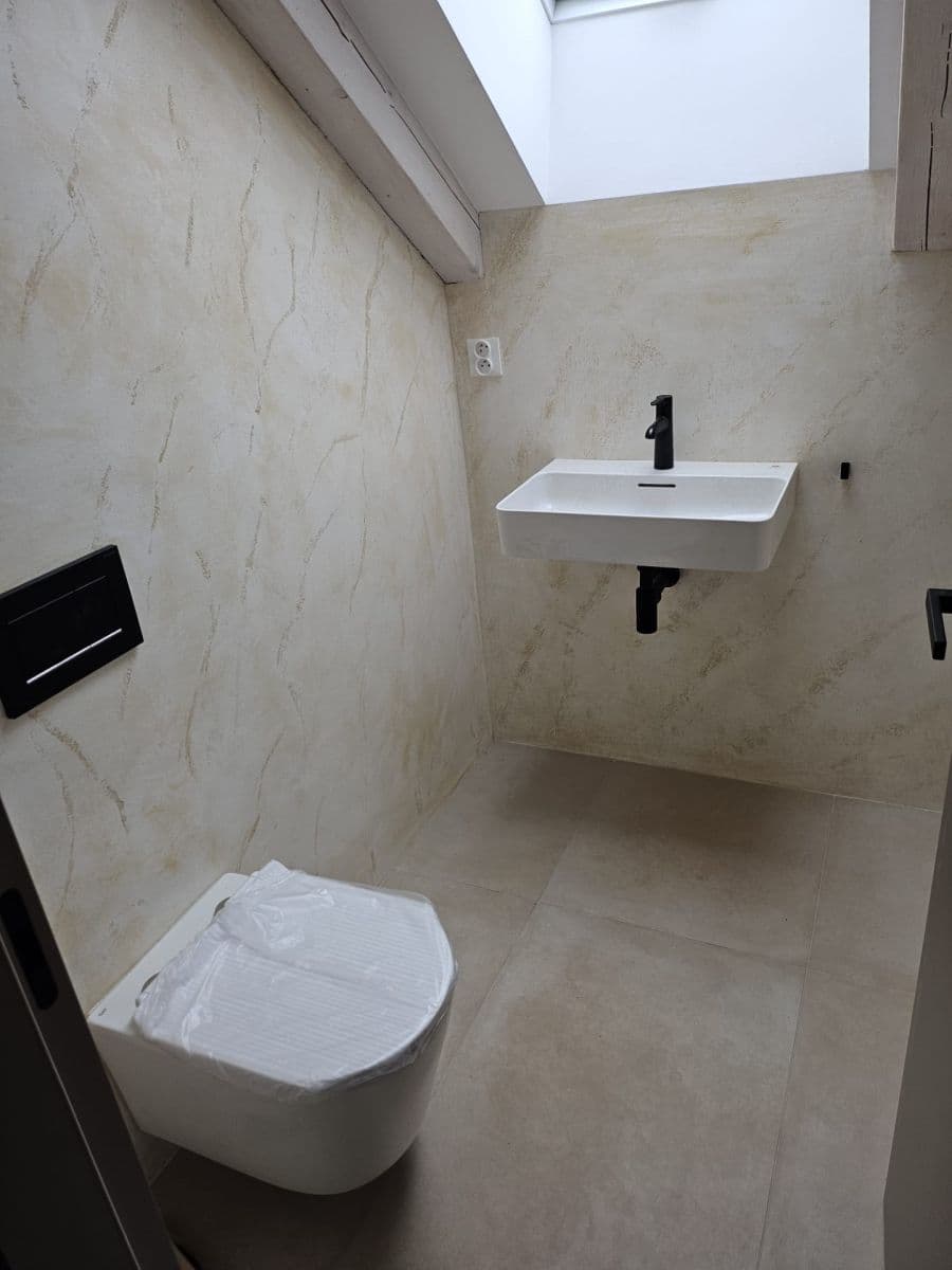 Prenájom domu 115 m², pozemek 750 m², V Borovičkách, Praha, Praha Prenájom domu 115 m², pozemek 750 m², V Borovičkách, Praha, Praha