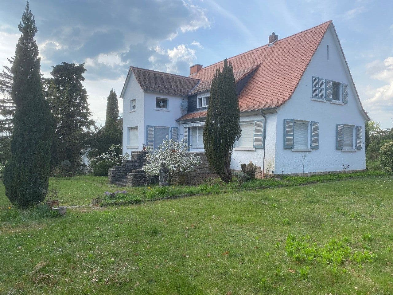 Prenájom bytu 4-izbový 124 m², Bensheim, Hesensko Prenájom bytu 4-izbový 124 m², Bensheim, Hesensko