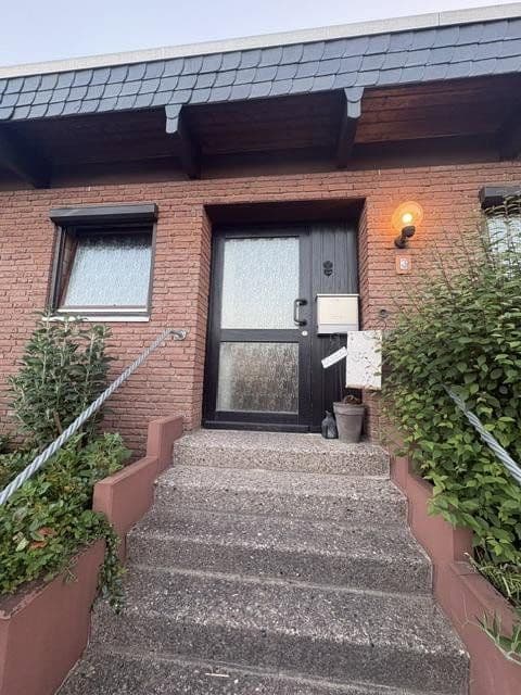 Predaj domu 144 m², pozemek 369 m², Goldregenweg 3, Wolfsburg, Dolné Sasko Predaj domu 144 m², pozemek 369 m², Goldregenweg 3, Wolfsburg, Dolné Sasko