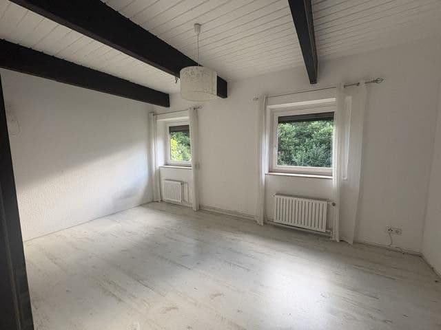 Predaj domu 144 m², pozemek 369 m², Goldregenweg 3, Wolfsburg, Dolné Sasko Predaj domu 144 m², pozemek 369 m², Goldregenweg 3, Wolfsburg, Dolné Sasko