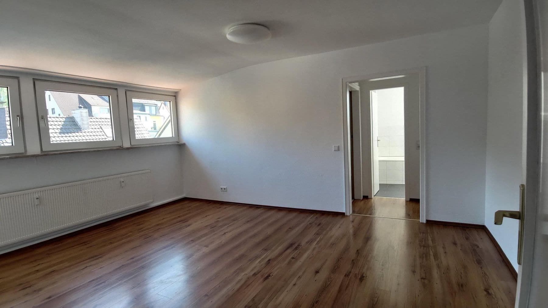 Prenájom bytu 2-izbový 41 m², Emilstr. 17, Wuppertal, Severné Porýnie - Westfálsko Prenájom bytu 2-izbový 41 m², Emilstr. 17, Wuppertal, Severné Porýnie - Westfálsko
