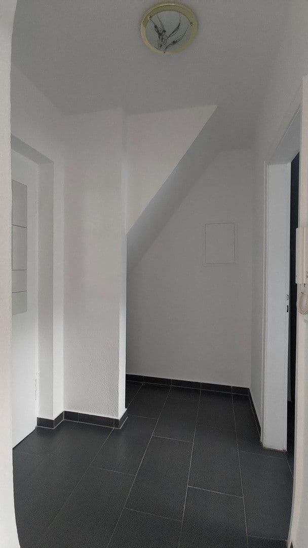 Prenájom bytu 2-izbový 41 m², Emilstr. 17, Wuppertal, Severné Porýnie - Westfálsko Prenájom bytu 2-izbový 41 m², Emilstr. 17, Wuppertal, Severné Porýnie - Westfálsko