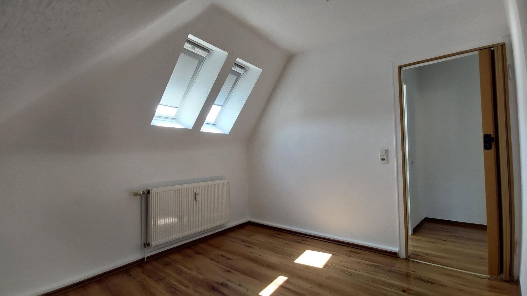 Prenájom bytu 2-izbový 41 m², Emilstr. 17, Wuppertal, Severné Porýnie - Westfálsko Prenájom bytu 2-izbový 41 m², Emilstr. 17, Wuppertal, Severné Porýnie - Westfálsko
