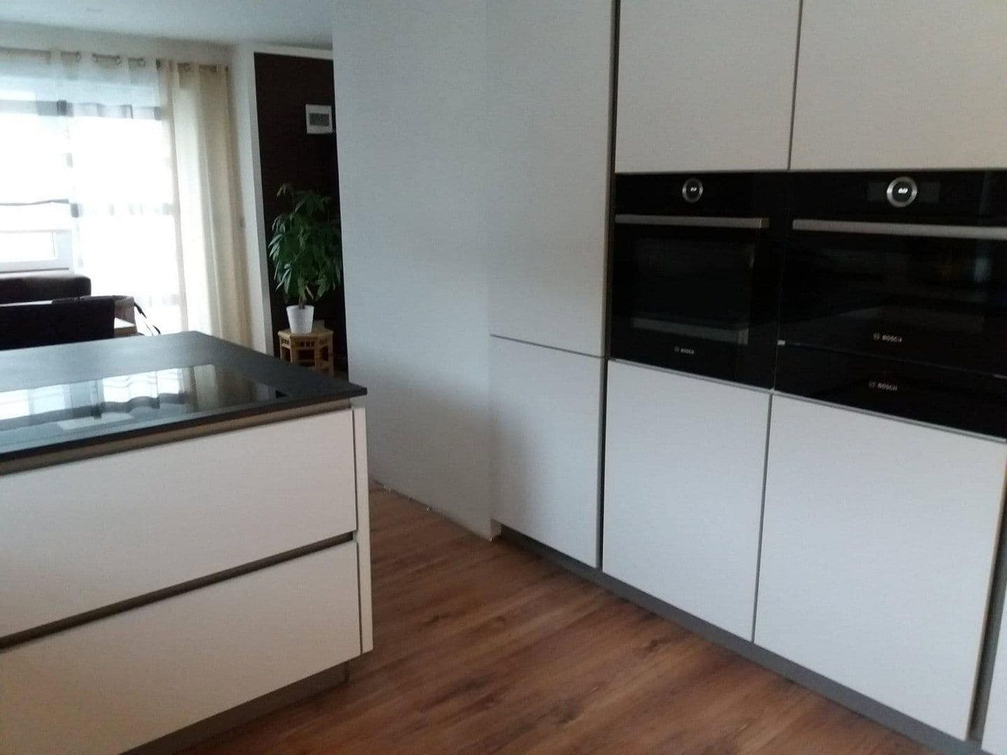 Predaj domu 200 m², pozemek 1.015 m², Freudenberg, Bádensko-Wurttembersko Predaj domu 200 m², pozemek 1.015 m², Freudenberg, Bádensko-Wurttembersko
