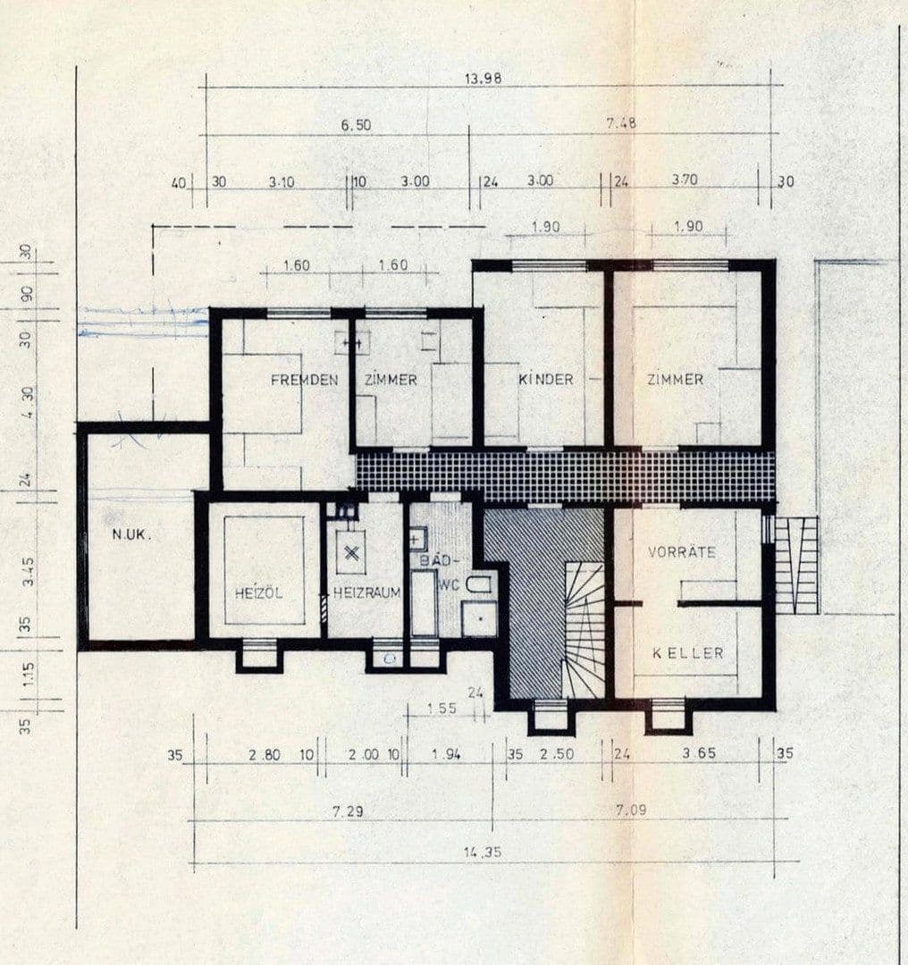 Predaj domu 200 m², pozemek 1.015 m², Freudenberg, Bádensko-Wurttembersko Predaj domu 200 m², pozemek 1.015 m², Freudenberg, Bádensko-Wurttembersko