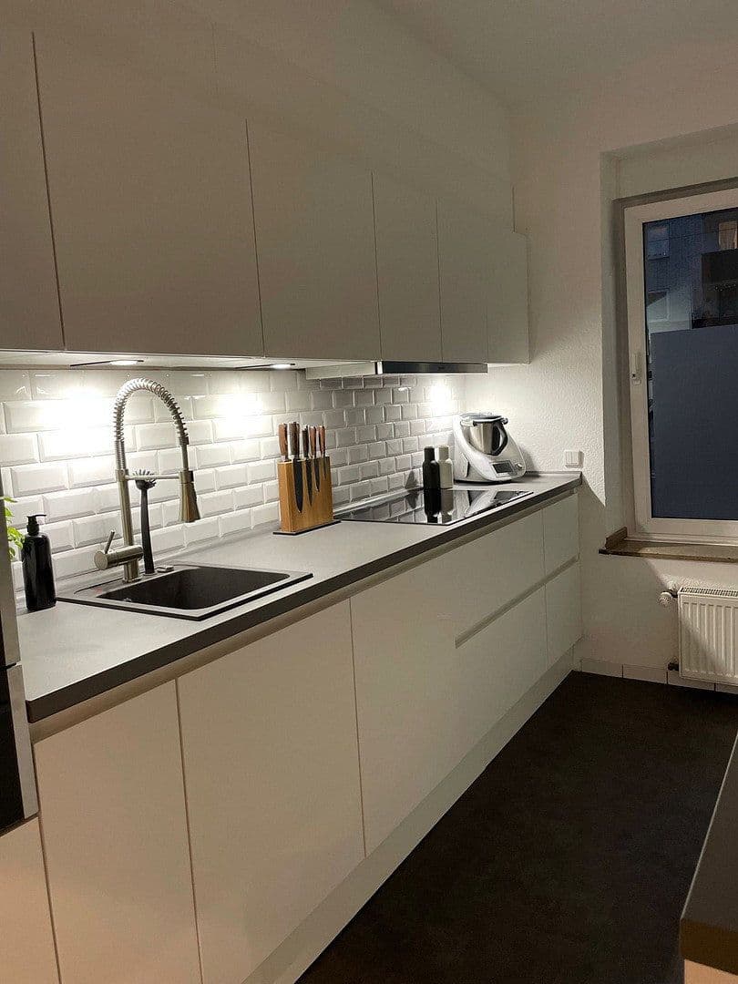 Predaj bytu 3-izbový 112 m², Brehmstraße 37, Düsseldorf, Severné Porýnie - Westfálsko Predaj bytu 3-izbový 112 m², Brehmstraße 37, Düsseldorf, Severné Porýnie - Westfálsko