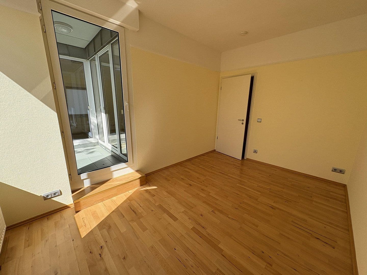 Prenájom bytu 2-izbový 70 m², Wendenschloßstraße 283, Berlin, Berlín Prenájom bytu 2-izbový 70 m², Wendenschloßstraße 283, Berlin, Berlín