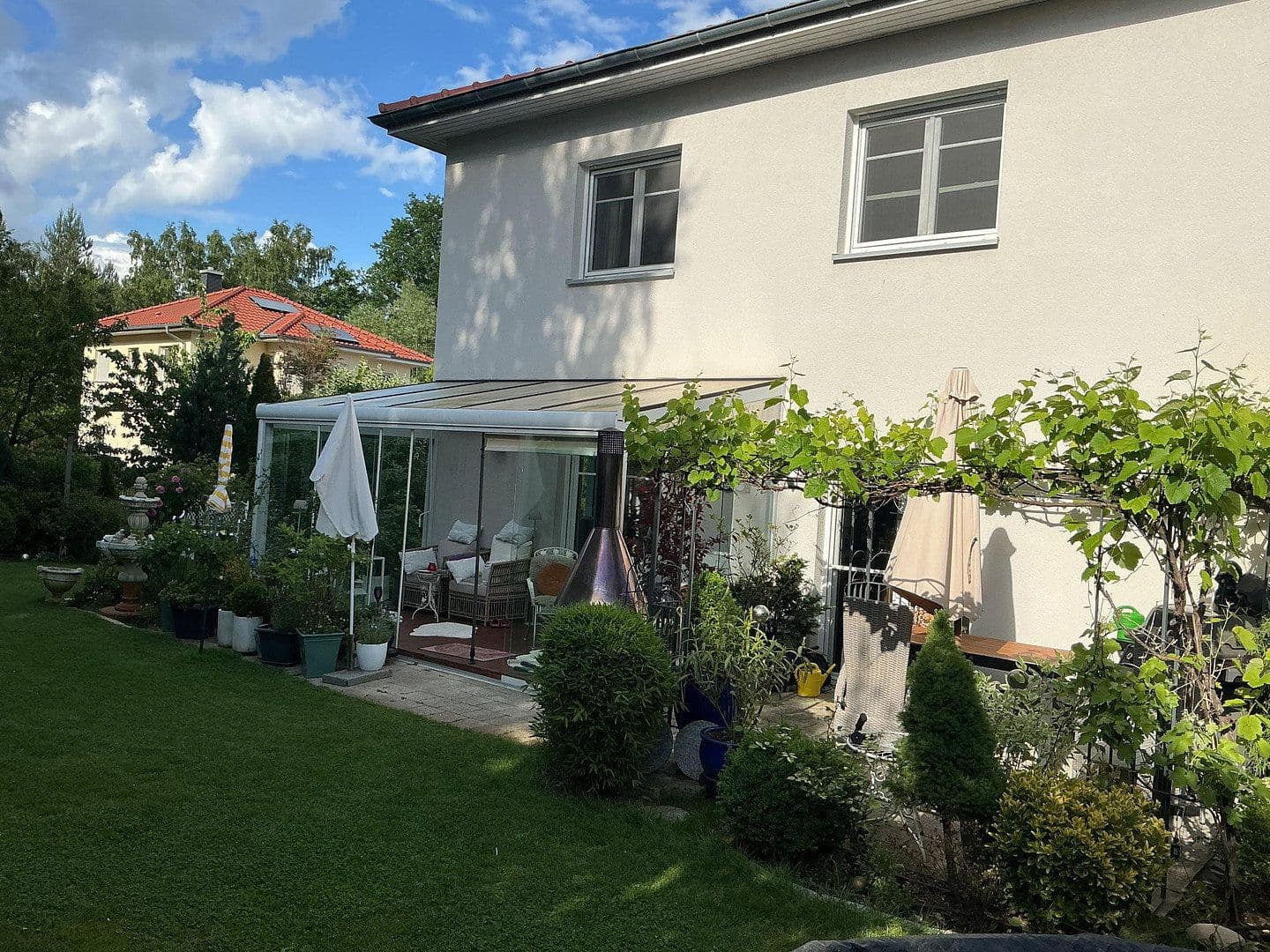 Prenájom domu 130 m², pozemek 700 m², Potsdam, Brandenbursko Prenájom domu 130 m², pozemek 700 m², Potsdam, Brandenbursko