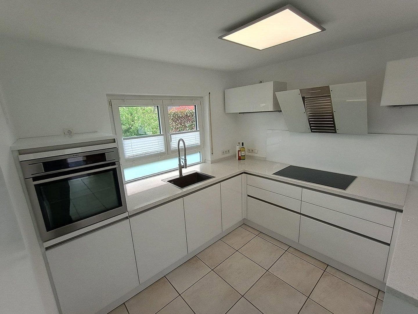 Predaj domu 155 m², pozemek 582 m², Berg, Porýnie-Falcko Predaj domu 155 m², pozemek 582 m², Berg, Porýnie-Falcko