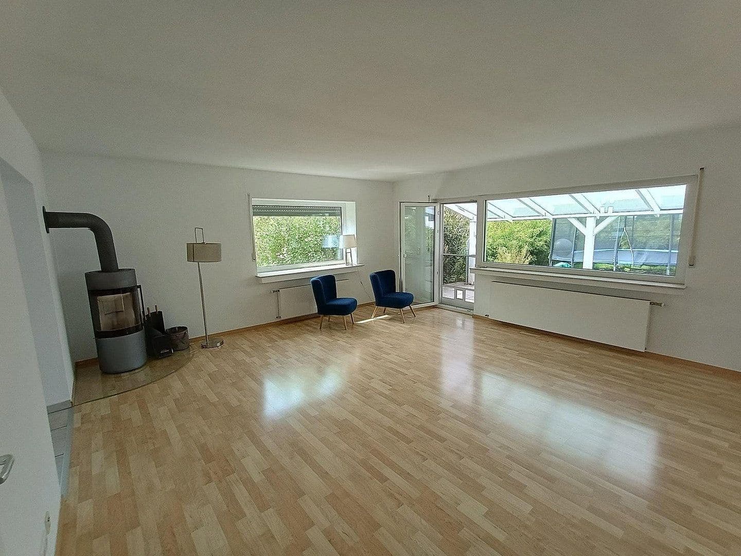 Predaj domu 155 m², pozemek 582 m², Berg, Porýnie-Falcko Predaj domu 155 m², pozemek 582 m², Berg, Porýnie-Falcko