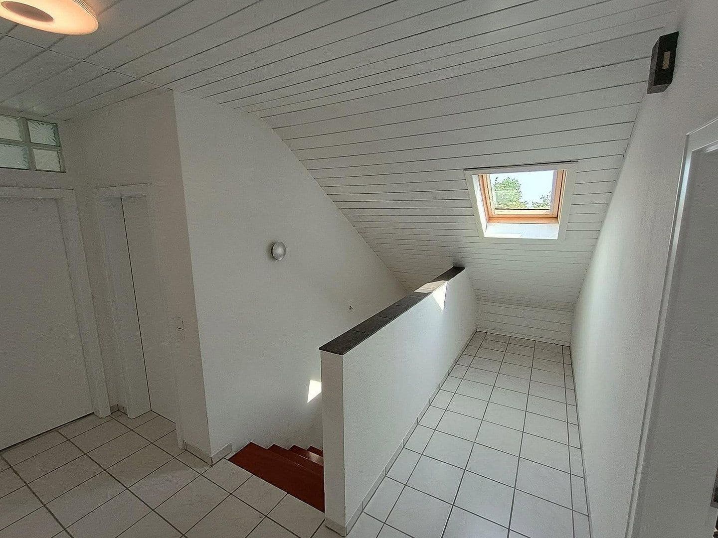Predaj domu 155 m², pozemek 582 m², Berg, Porýnie-Falcko Predaj domu 155 m², pozemek 582 m², Berg, Porýnie-Falcko