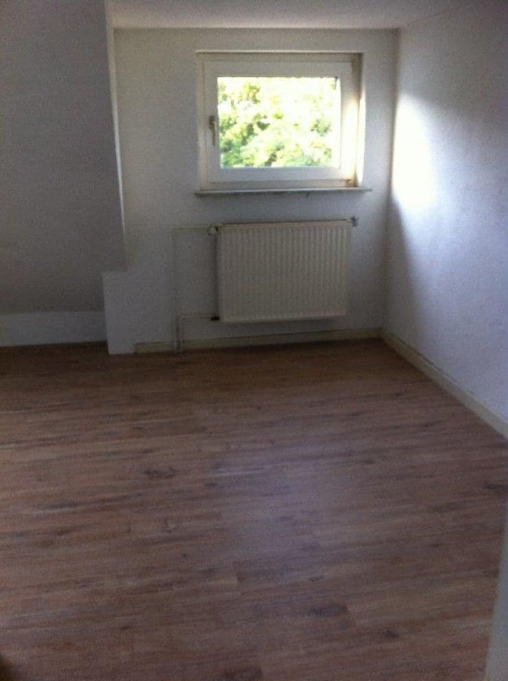Predaj domu 142 m², pozemek 300 m², Siegen, Severné Porýnie - Westfálsko Predaj domu 142 m², pozemek 300 m², Siegen, Severné Porýnie - Westfálsko