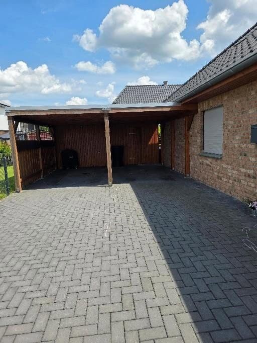 Prenájom domu 150 m², pozemek 628 m², Buchenweg 15, Seggebruch, Dolné Sasko Prenájom domu 150 m², pozemek 628 m², Buchenweg 15, Seggebruch, Dolné Sasko