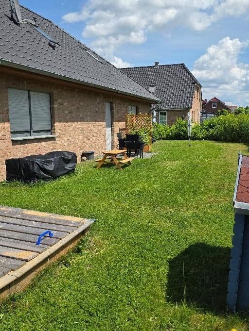 Prenájom domu 150 m², pozemek 628 m², Buchenweg 15, Seggebruch, Dolné Sasko Prenájom domu 150 m², pozemek 628 m², Buchenweg 15, Seggebruch, Dolné Sasko