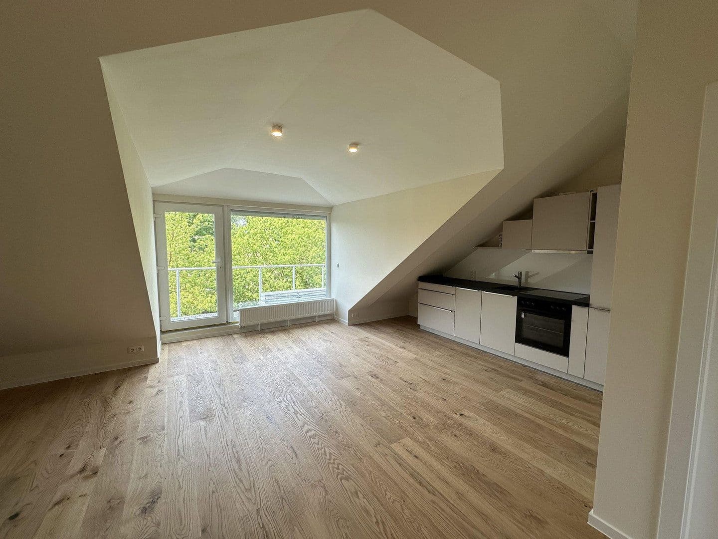 Predaj bytu 2-izbový 50 m², Mahlsdorferstr. 97, Berlin, Berlín Predaj bytu 2-izbový 50 m², Mahlsdorferstr. 97, Berlin, Berlín
