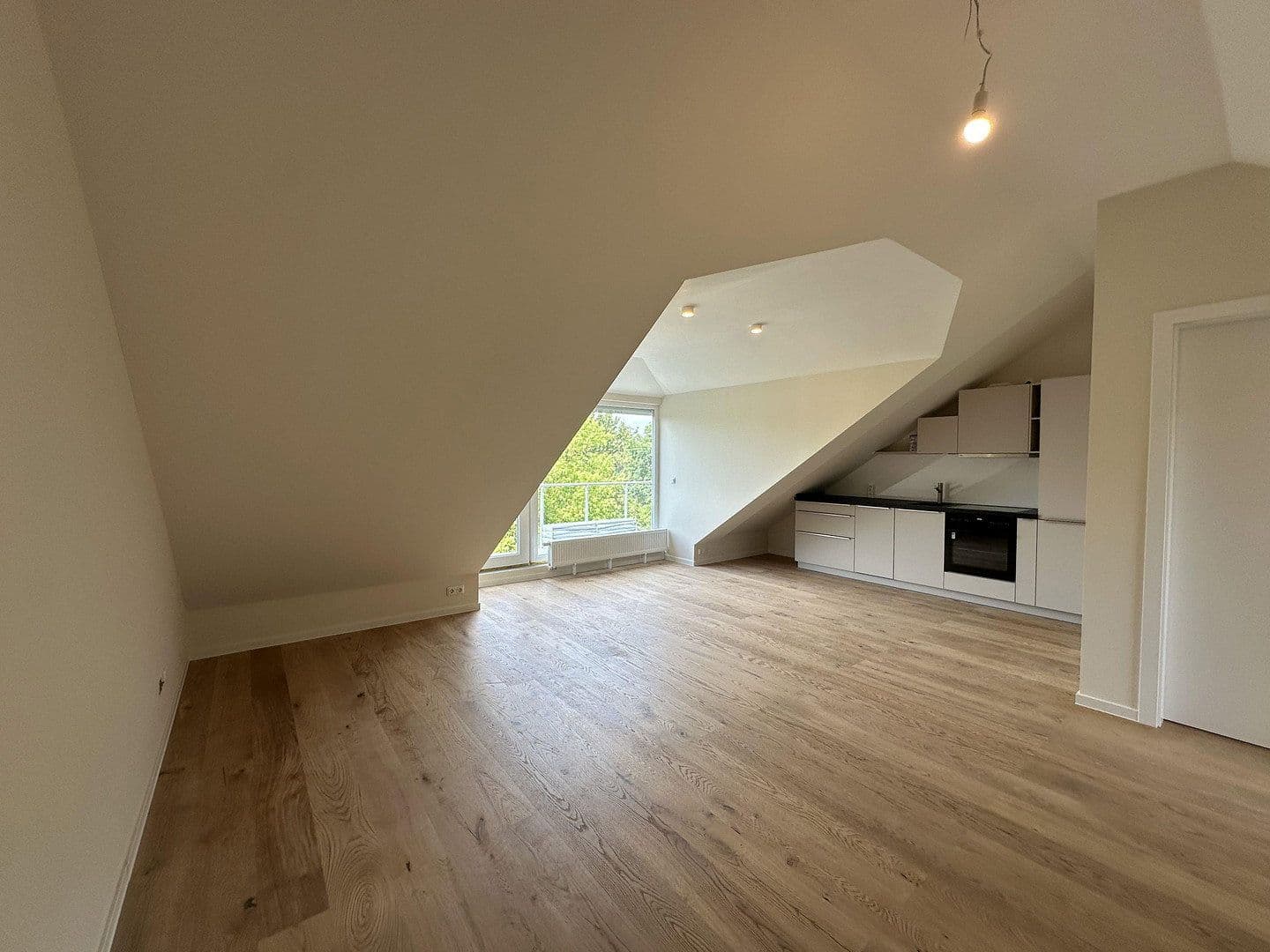 Predaj bytu 2-izbový 50 m², Mahlsdorferstr. 97, Berlin, Berlín Predaj bytu 2-izbový 50 m², Mahlsdorferstr. 97, Berlin, Berlín