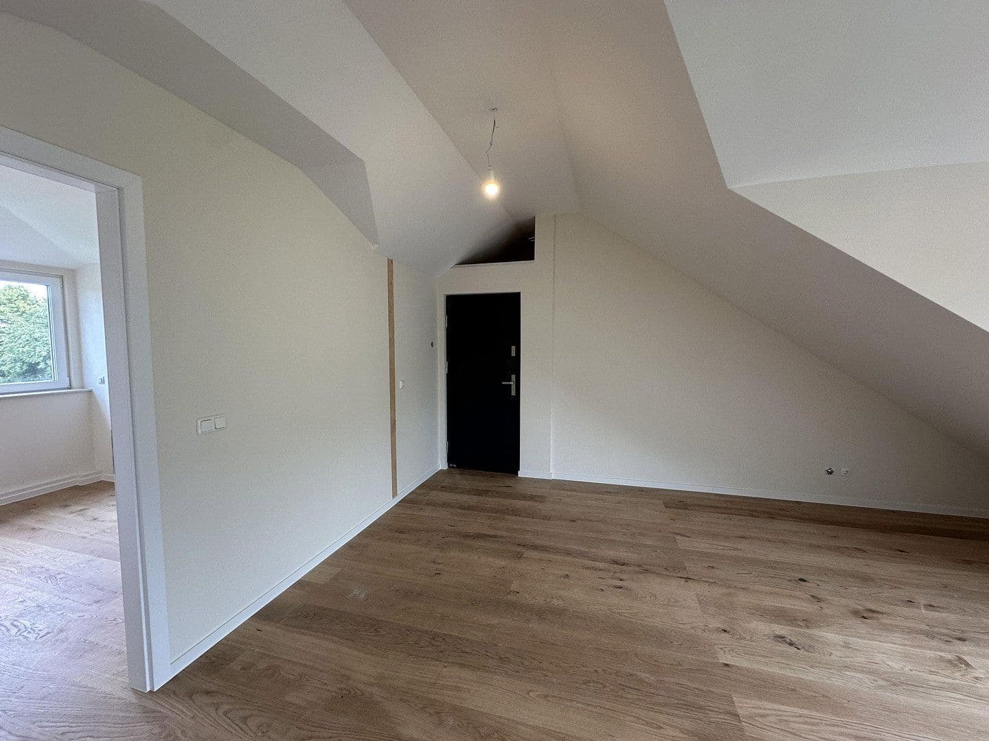 Predaj bytu 2-izbový 50 m², Mahlsdorferstr. 97, Berlin, Berlín Predaj bytu 2-izbový 50 m², Mahlsdorferstr. 97, Berlin, Berlín