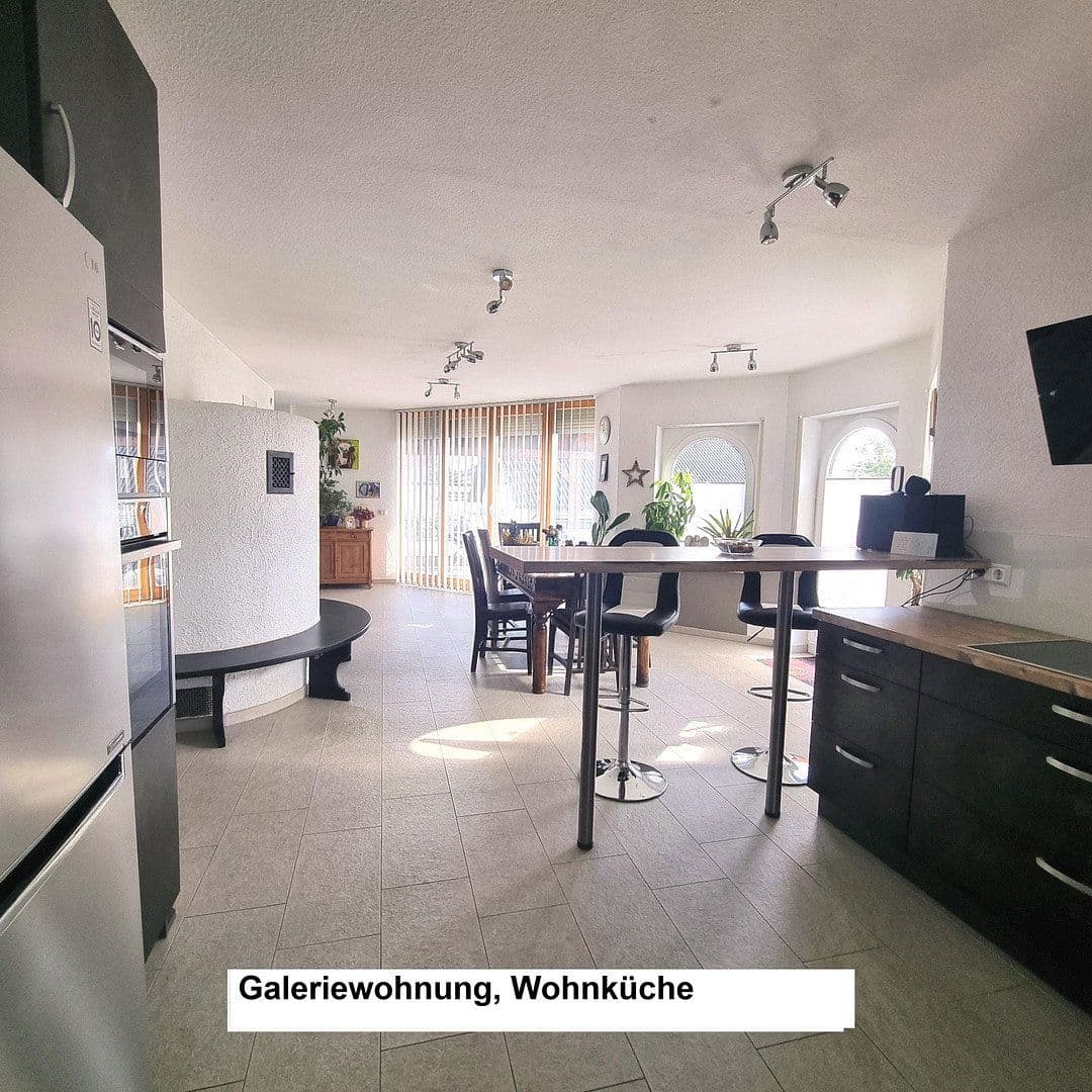 Predaj domu 478 m², pozemek 1.267 m², Herdwangen-Schönach, Bádensko-Wurttembersko Predaj domu 478 m², pozemek 1.267 m², Herdwangen-Schönach, Bádensko-Wurttembersko