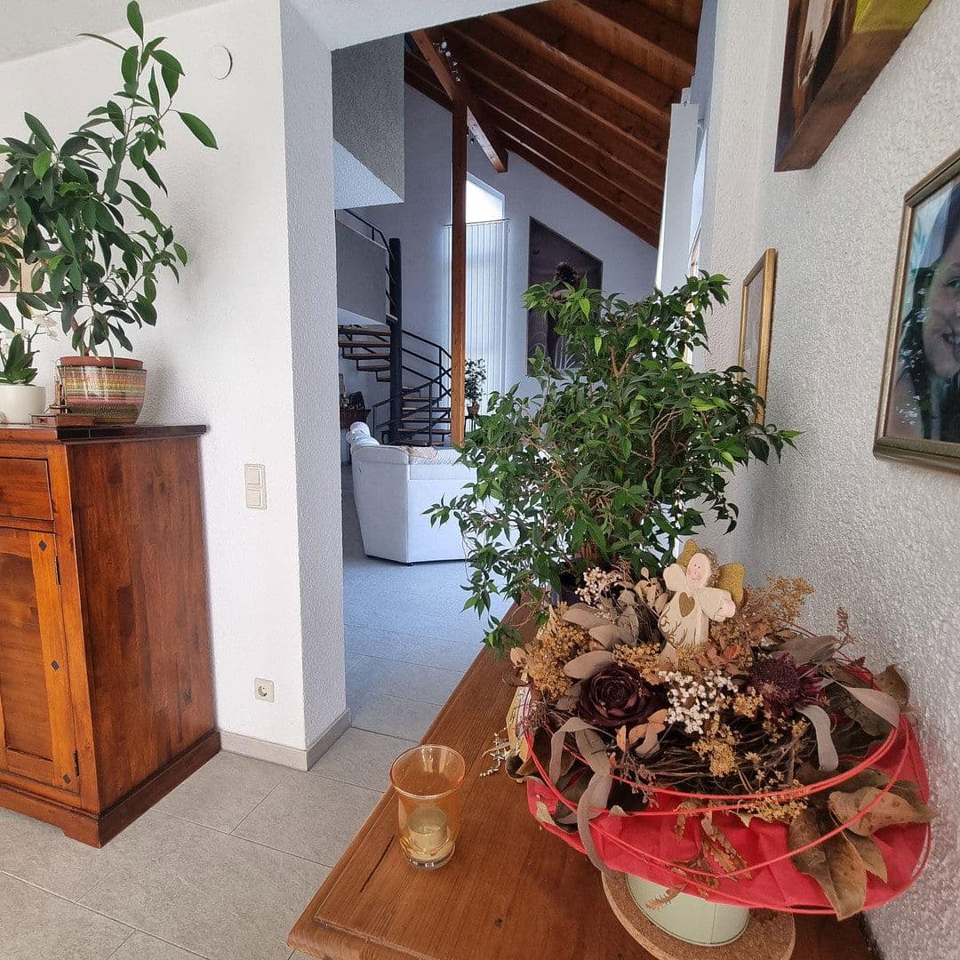 Predaj domu 478 m², pozemek 1.267 m², Herdwangen-Schönach, Bádensko-Wurttembersko Predaj domu 478 m², pozemek 1.267 m², Herdwangen-Schönach, Bádensko-Wurttembersko