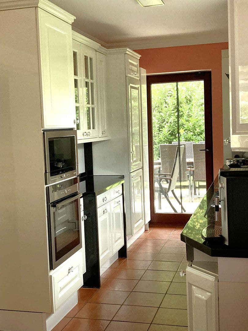 Predaj domu 222 m², pozemek 1.124 m², Marburg, Hesensko Predaj domu 222 m², pozemek 1.124 m², Marburg, Hesensko