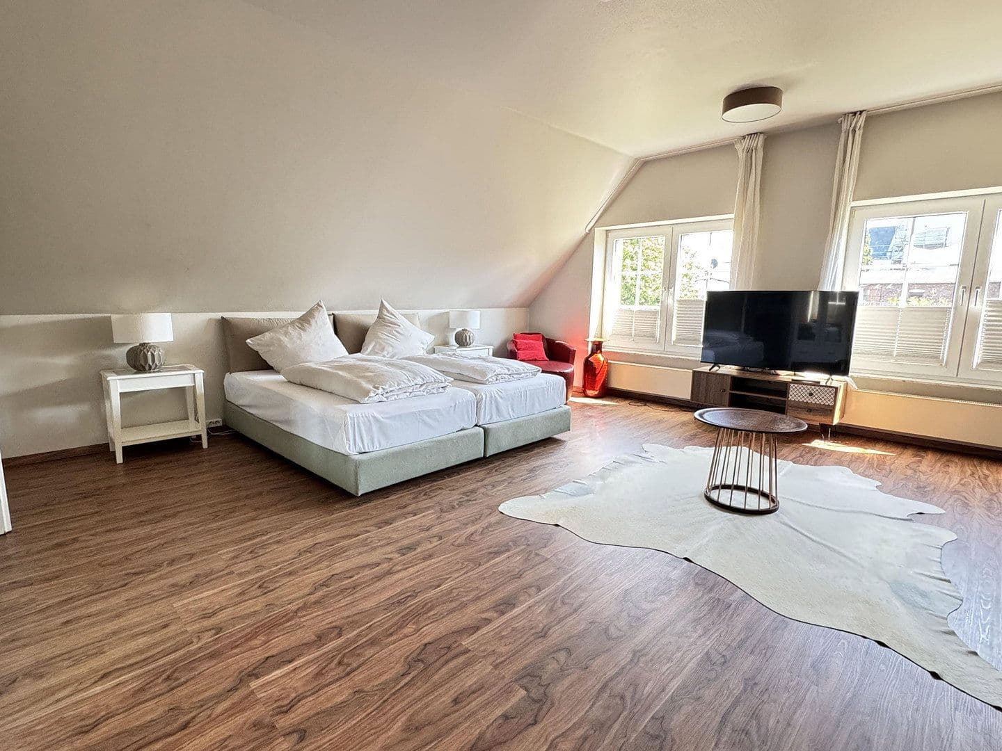 Prenájom bytu 1-izbový 40 m², Dombach-Sander-Straße 72, Bergisch Gladbach, Severné Porýnie - Westfálsko Prenájom bytu 1-izbový 40 m², Dombach-Sander-Straße 72, Bergisch Gladbach, Severné Porýnie - Westfálsko