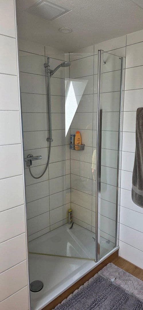 Prenájom bytu 2-izbový 42 m², Redekerstraße 28, Osnabrück, Dolné Sasko Prenájom bytu 2-izbový 42 m², Redekerstraße 28, Osnabrück, Dolné Sasko