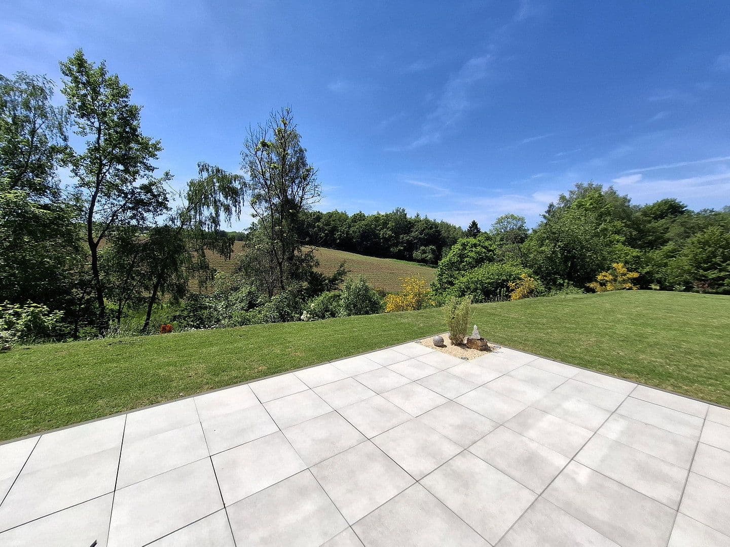 Predaj domu 145 m², pozemek 1.400 m², Nonnweiler, Sársko Predaj domu 145 m², pozemek 1.400 m², Nonnweiler, Sársko
