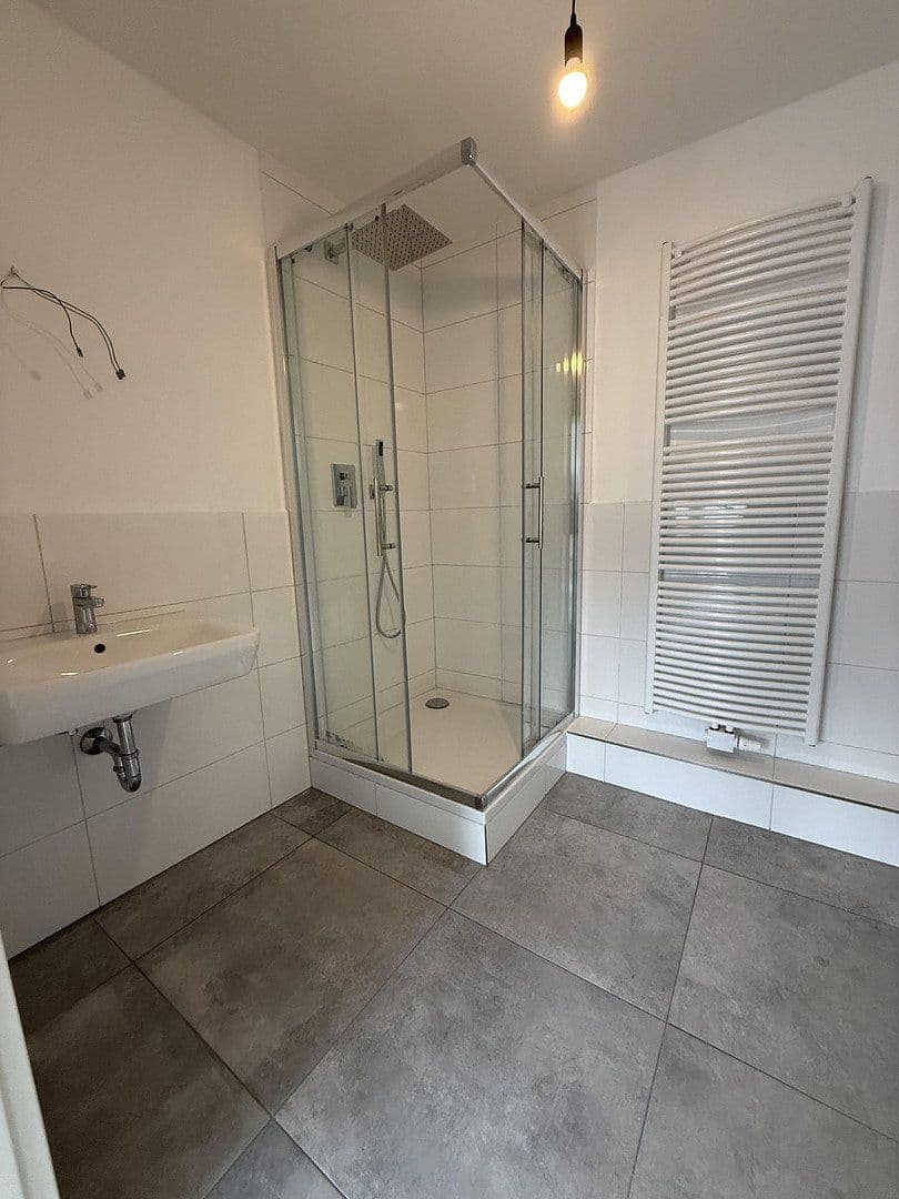 Prenájom bytu 2-izbový 110 m², Düsseldorf, Severné Porýnie - Westfálsko Prenájom bytu 2-izbový 110 m², Düsseldorf, Severné Porýnie - Westfálsko