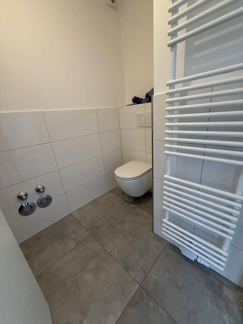 Prenájom bytu 2-izbový 110 m², Düsseldorf, Severné Porýnie - Westfálsko Prenájom bytu 2-izbový 110 m², Düsseldorf, Severné Porýnie - Westfálsko