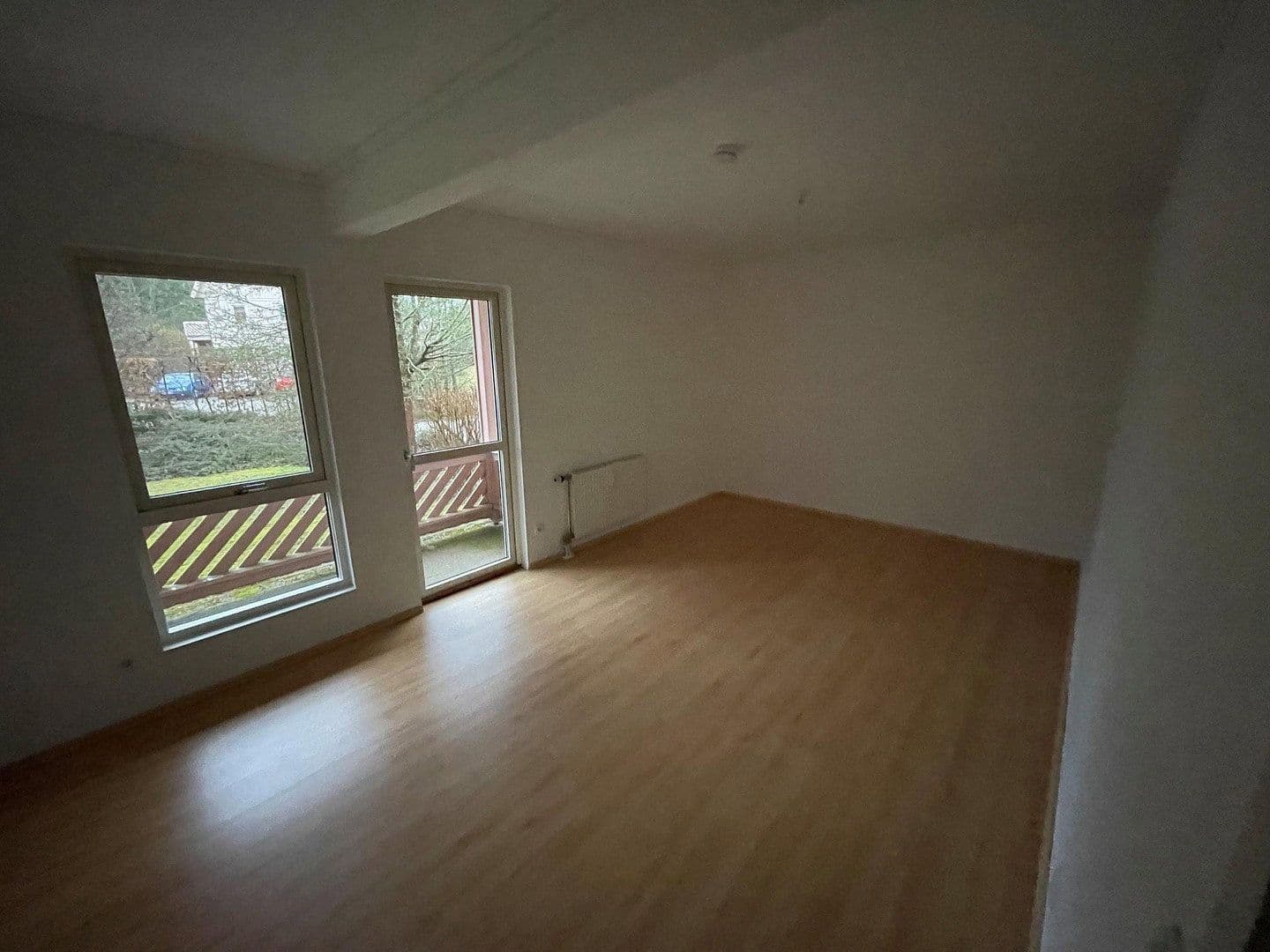 Prenájom bytu 2-izbový 77 m², Birkenstr. 105, Borkwalde, Brandenbursko Prenájom bytu 2-izbový 77 m², Birkenstr. 105, Borkwalde, Brandenbursko