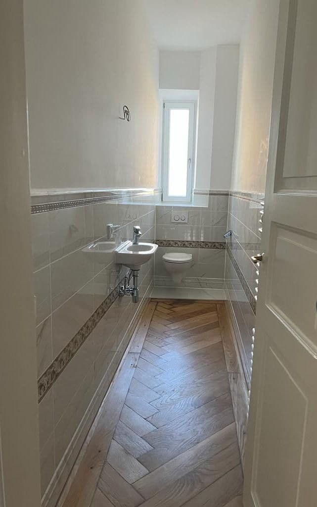 Prenájom bytu 3-izbový 85 m², Steinstraße 39, München, Bavorsko Prenájom bytu 3-izbový 85 m², Steinstraße 39, München, Bavorsko