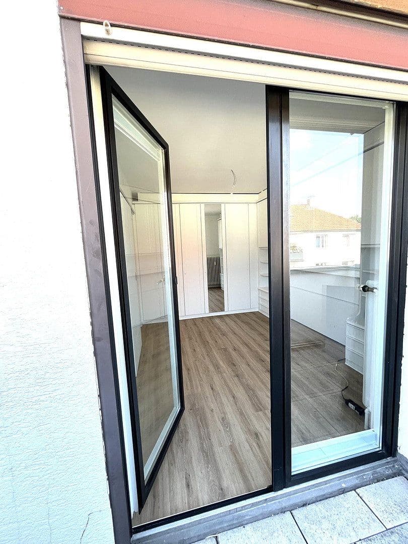 Prenájom bytu 2-izbový 43 m², Bielefeld, Severné Porýnie - Westfálsko Prenájom bytu 2-izbový 43 m², Bielefeld, Severné Porýnie - Westfálsko