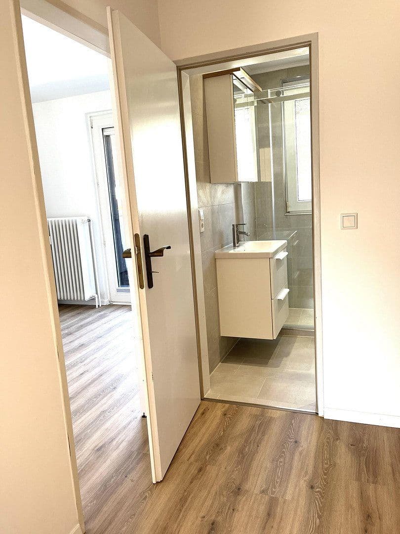Prenájom bytu 2-izbový 43 m², Bielefeld, Severné Porýnie - Westfálsko Prenájom bytu 2-izbový 43 m², Bielefeld, Severné Porýnie - Westfálsko
