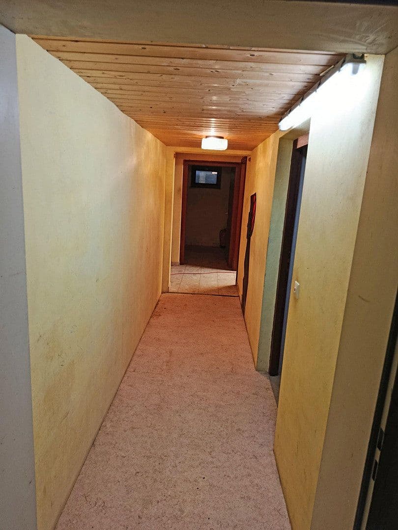 Predaj domu 235 m², pozemek 577 m², Reutlingen, Bádensko-Wurttembersko Predaj domu 235 m², pozemek 577 m², Reutlingen, Bádensko-Wurttembersko