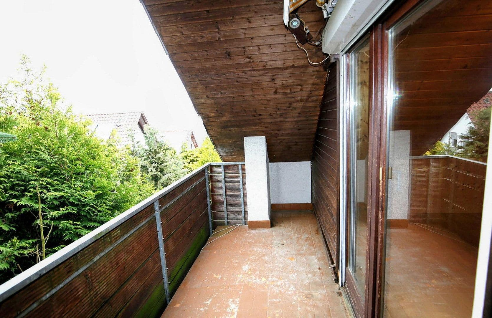 Predaj domu 235 m², pozemek 577 m², Reutlingen, Bádensko-Wurttembersko Predaj domu 235 m², pozemek 577 m², Reutlingen, Bádensko-Wurttembersko