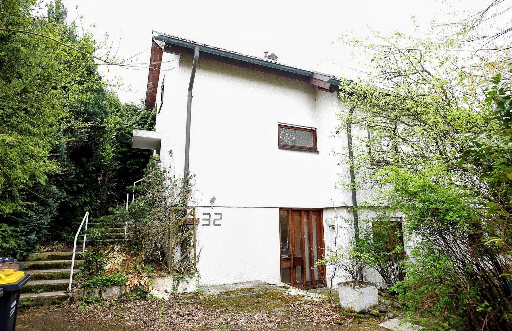 Predaj domu 235 m², pozemek 577 m², Reutlingen, Bádensko-Wurttembersko Predaj domu 235 m², pozemek 577 m², Reutlingen, Bádensko-Wurttembersko