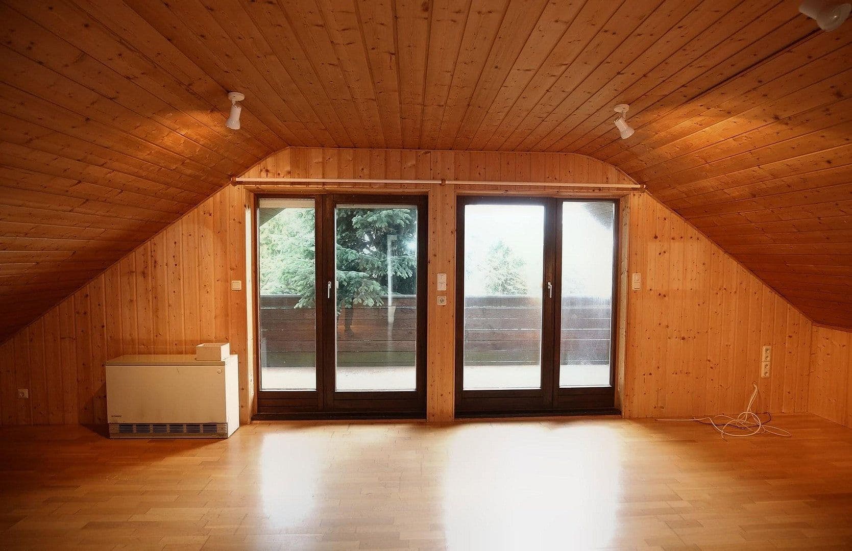 Predaj domu 235 m², pozemek 577 m², Reutlingen, Bádensko-Wurttembersko Predaj domu 235 m², pozemek 577 m², Reutlingen, Bádensko-Wurttembersko