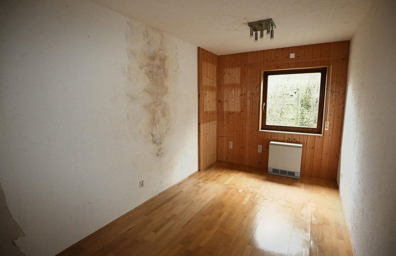 Predaj domu 235 m², pozemek 577 m², Reutlingen, Bádensko-Wurttembersko Predaj domu 235 m², pozemek 577 m², Reutlingen, Bádensko-Wurttembersko